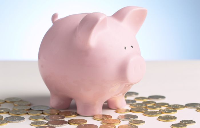 Piggy-Bank-Savings-UK-700x450.jpg