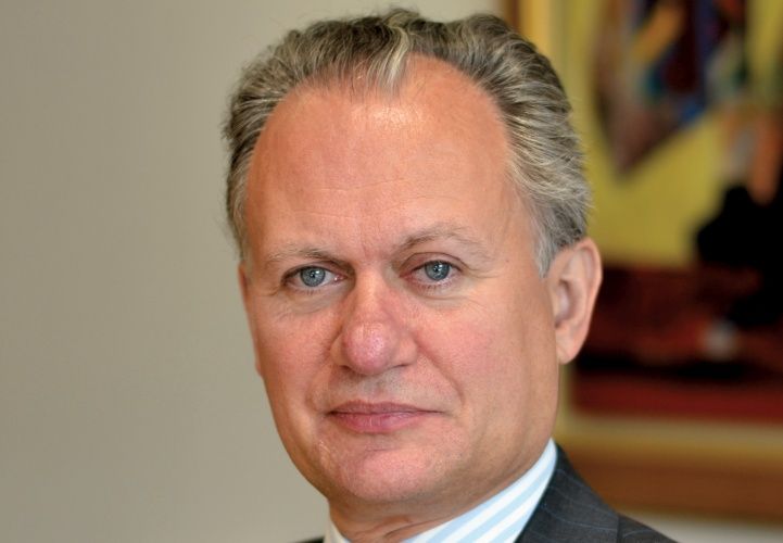 Richard-Buxton