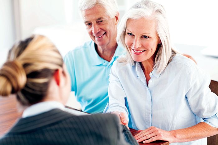 Married people four times more likely to receive financial advice - Vimarsana News