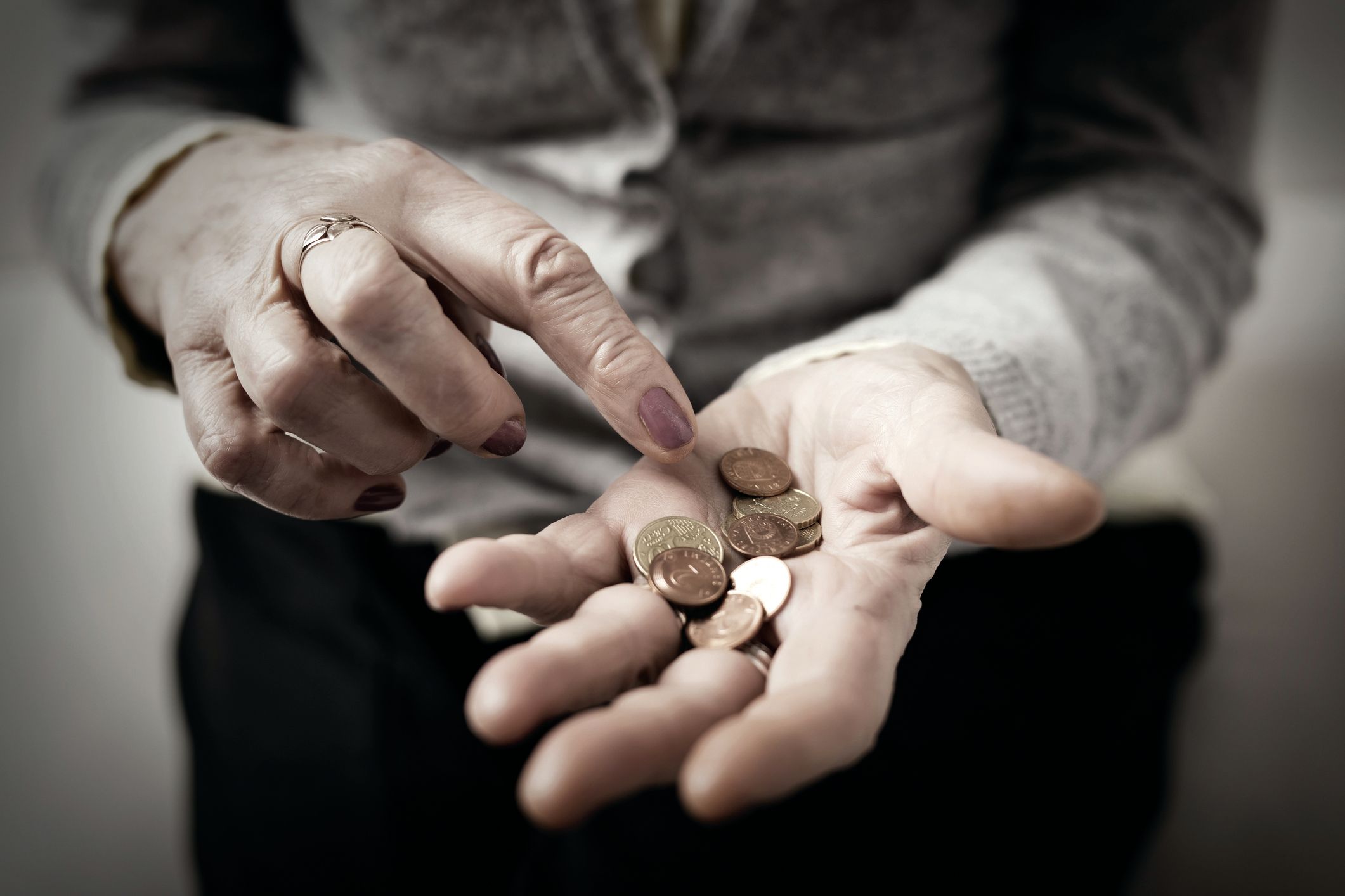 Poor pensioners receive less as govt delays poverty review - Vimarsana News