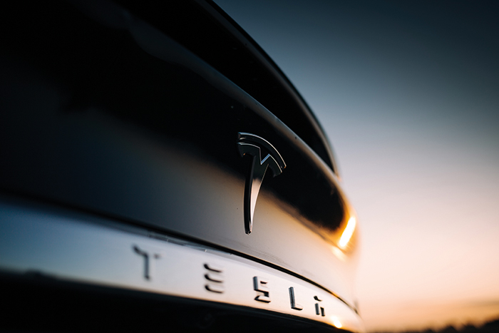 Should financial regulators intervene with Elon Musk's use of Twitter? - Vimarsana News
