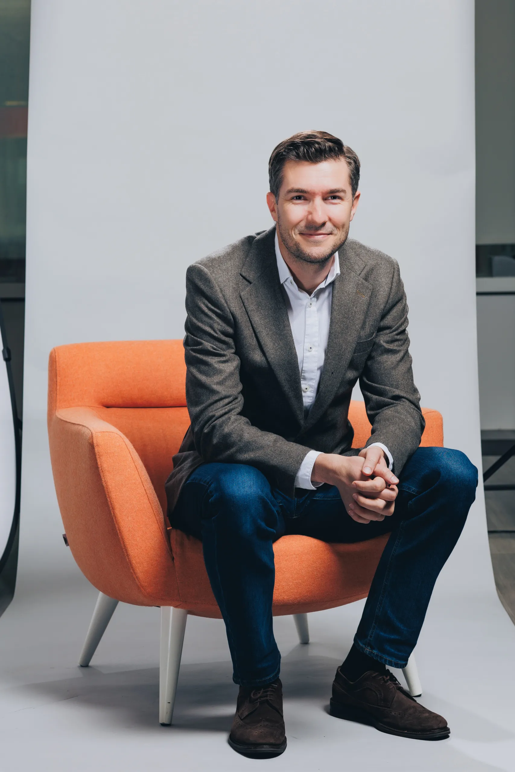 AJ Bell surpasses £100bn as D2C growth soars